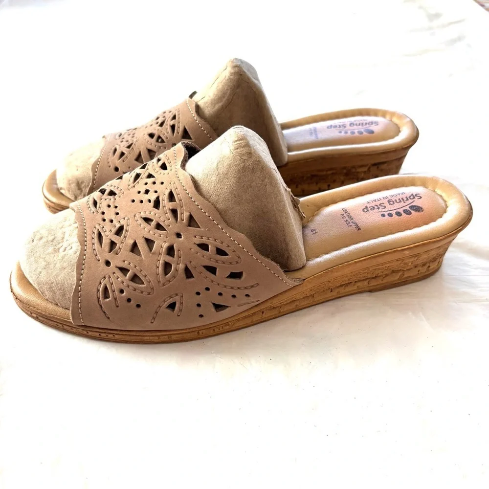 NWOT Spring Step Estella slide Leather sandals Beige Wedge Sandals SZ 10 Euro 41